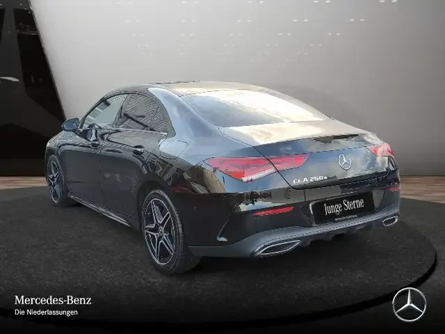 Mercedes-Benz CLA 250