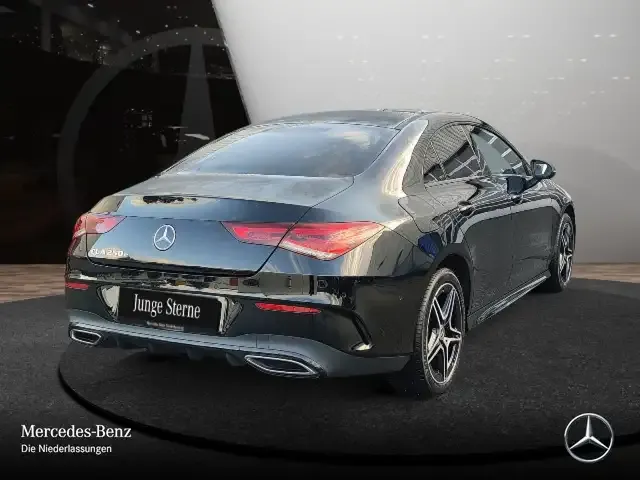 Mercedes-Benz CLA 250