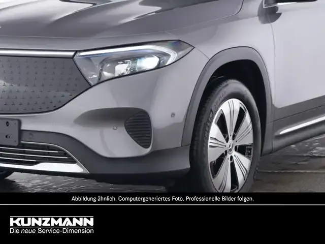 Mercedes-Benz EQB 300