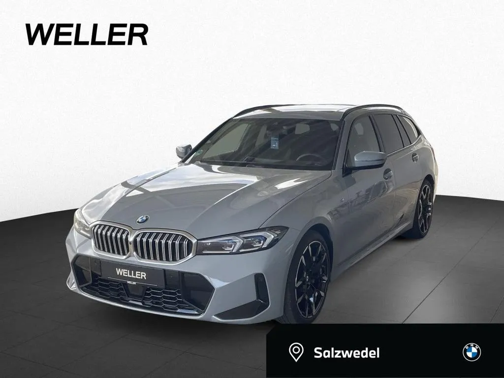BMW 330