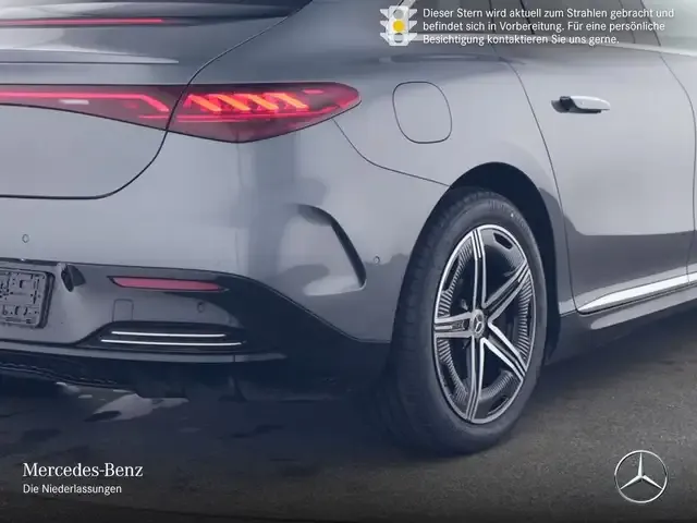 Mercedes-Benz EQE 300
