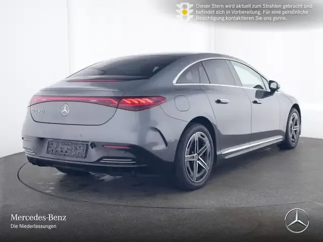 Mercedes-Benz EQE 300