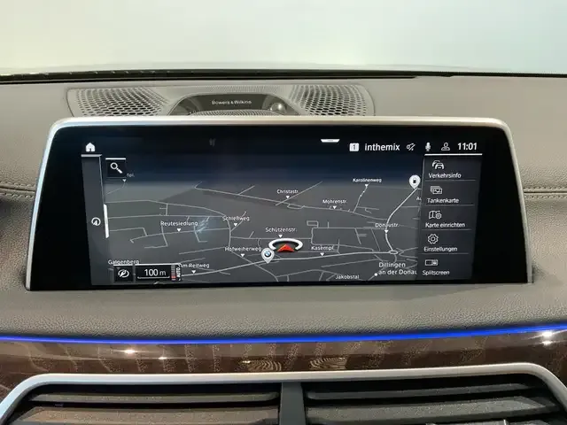 BMW 740