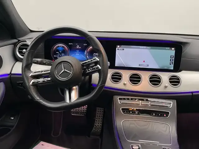 Mercedes-Benz E 300