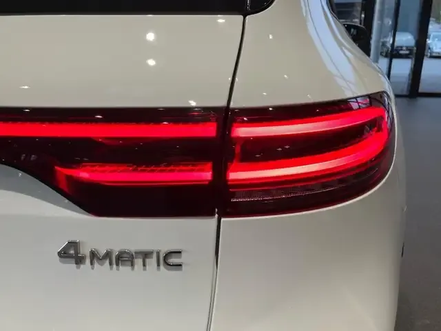 Mercedes-Benz EQC 400