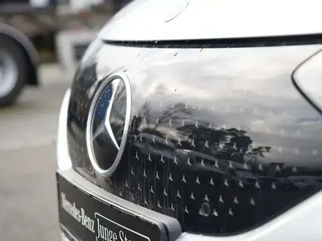 Mercedes-Benz EQE 300