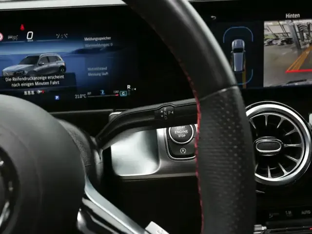 Mercedes-Benz GLB 200