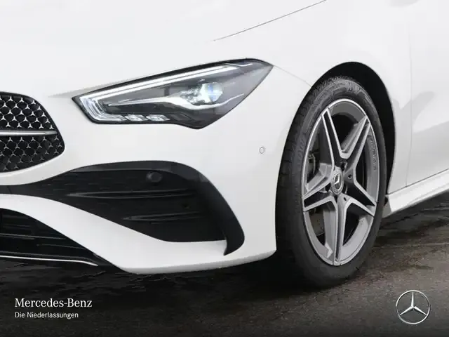 Mercedes-Benz CLA 200