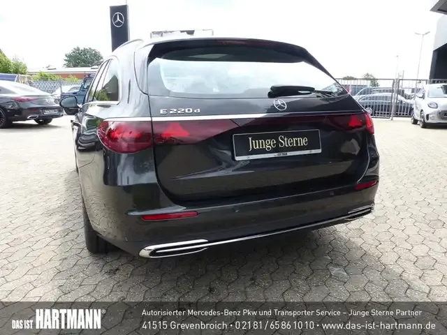 Mercedes-Benz E 220