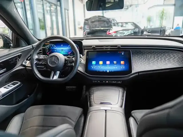 Mercedes-Benz E 220