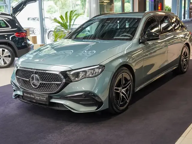 Mercedes-Benz E 220