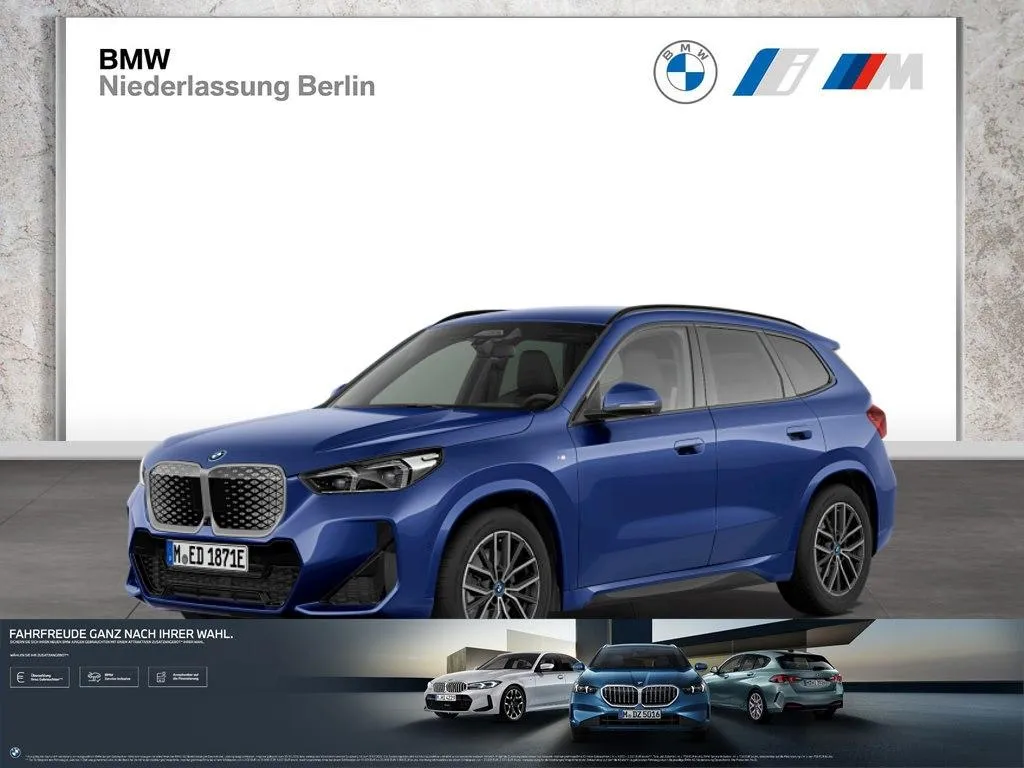BMW iX1