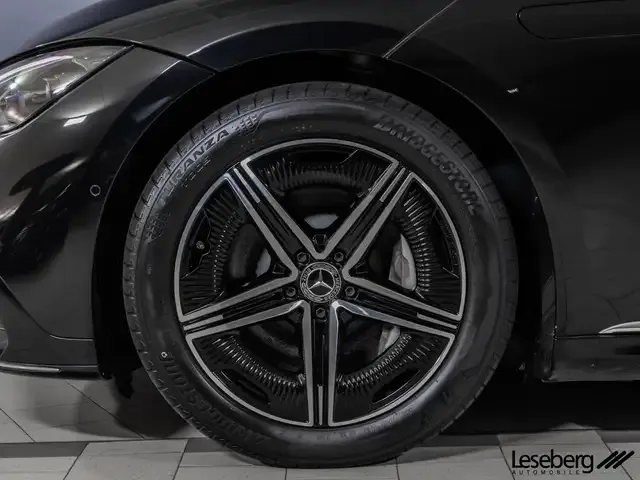 Mercedes-Benz EQE 350