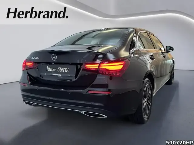 Mercedes-Benz A 250