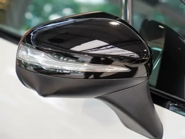 Mercedes-Benz EQE 350