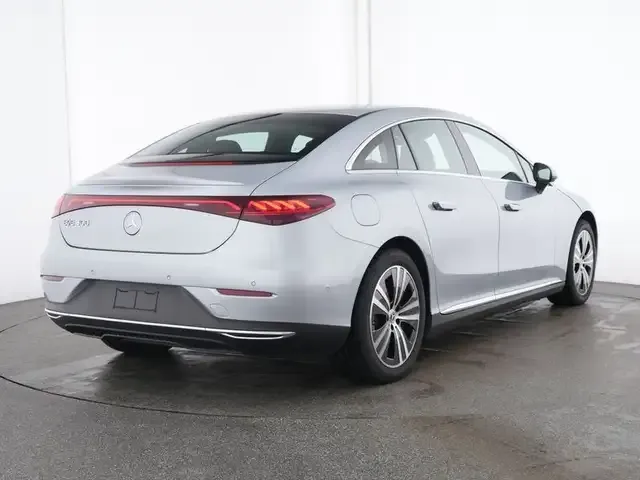 Mercedes-Benz EQE 300