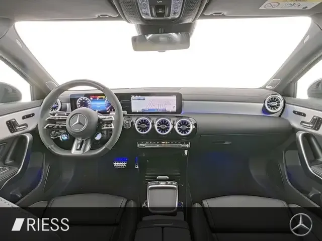 Mercedes-Benz A 45 AMG