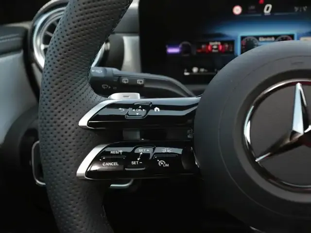 Mercedes-Benz CLA 220