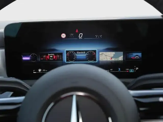 Mercedes-Benz CLA 220