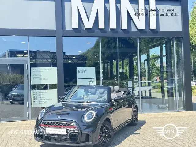MINI John Cooper Works Cabrio