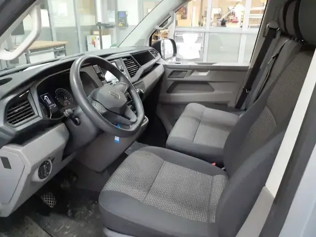 Volkswagen T6.1 Transporter