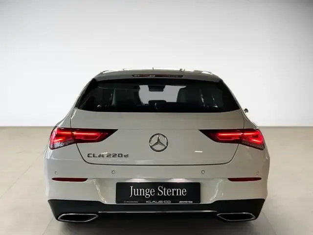 Mercedes-Benz CLA 220