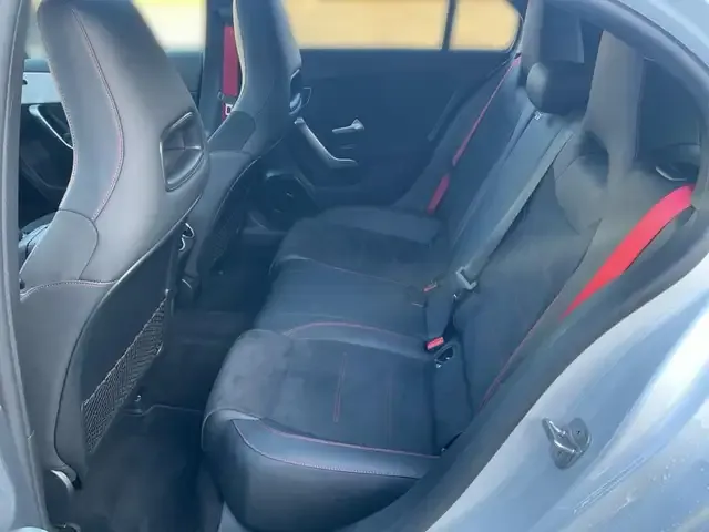 Mercedes-Benz A 45 AMG