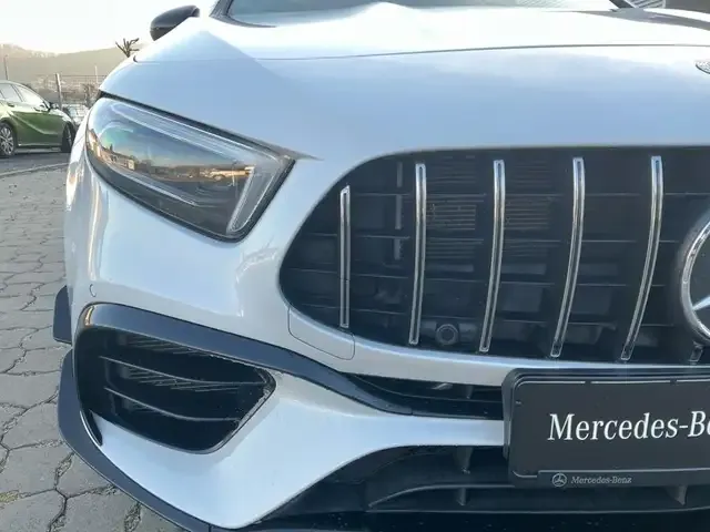 Mercedes-Benz A 45 AMG