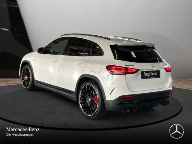Mercedes-Benz GLA 45 AMG
