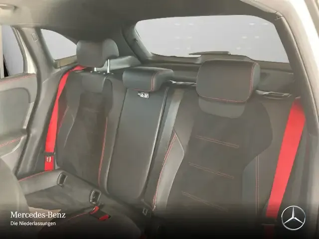 Mercedes-Benz GLA 45 AMG