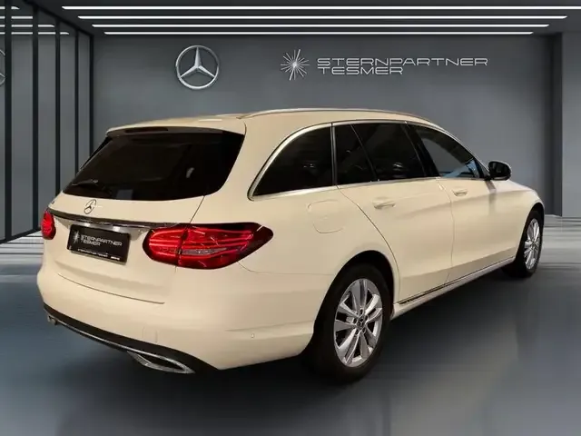 Mercedes-Benz C 180