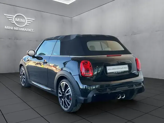 MINI John Cooper Works Cabrio