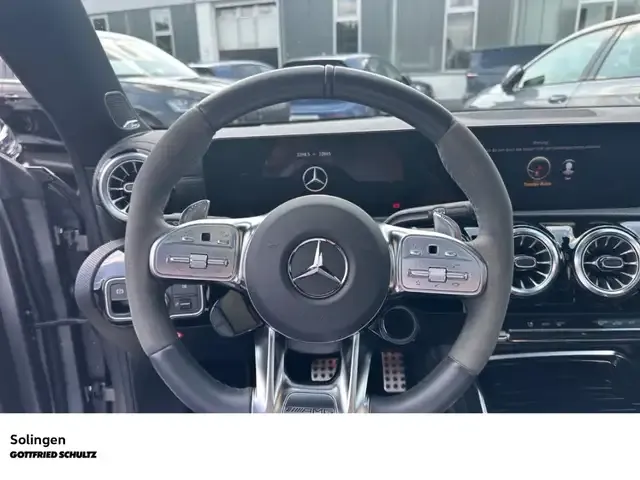 Mercedes-Benz CLA 45 AMG