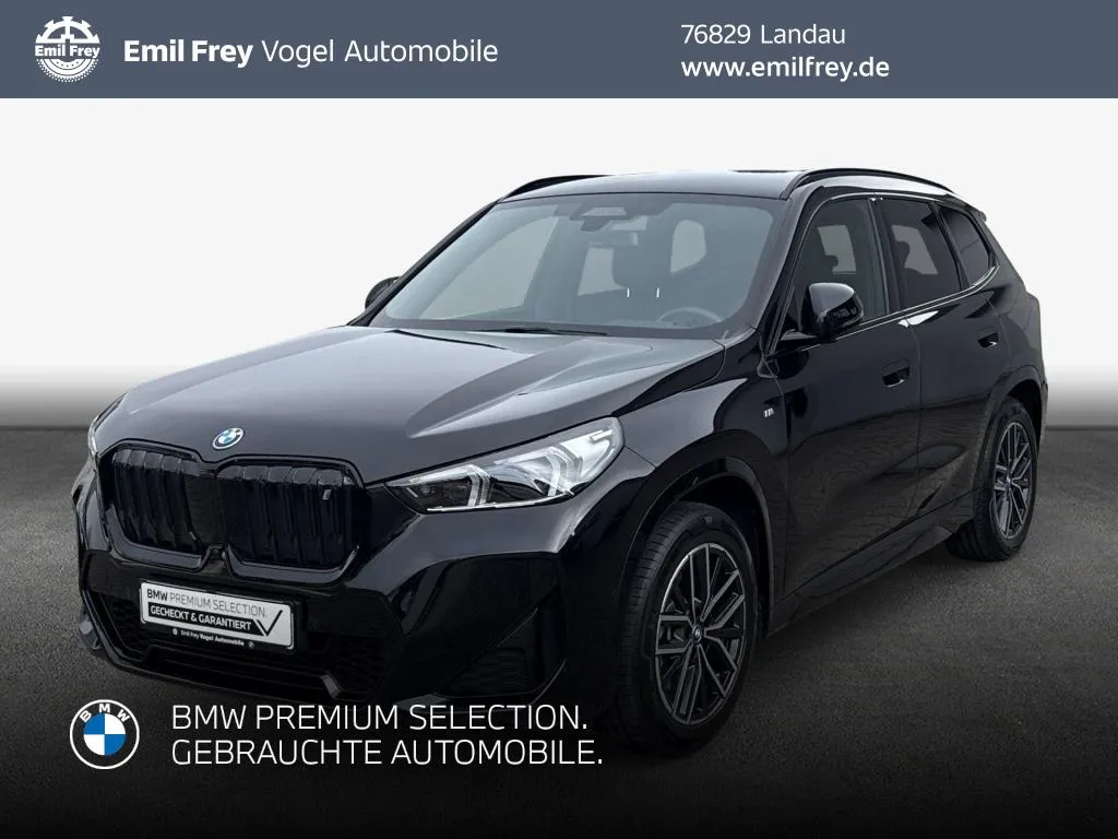 BMW iX1