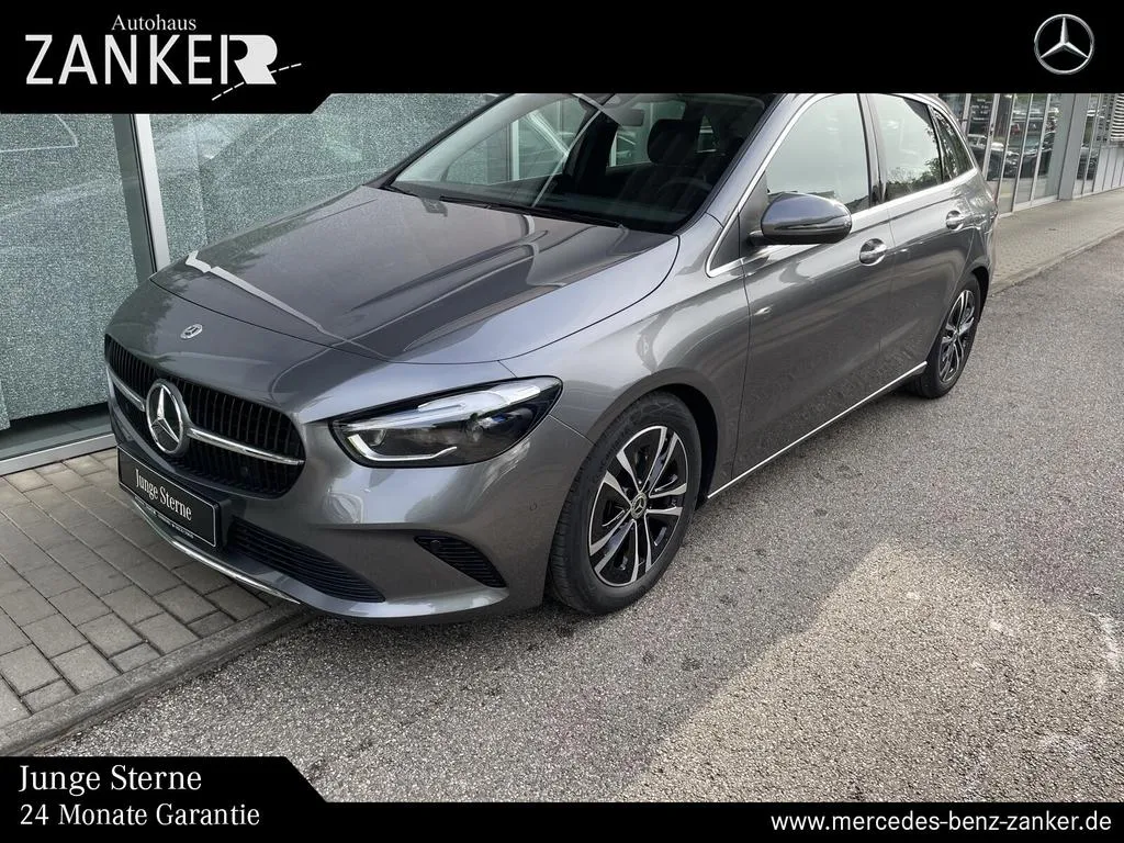 Mercedes-Benz B 200