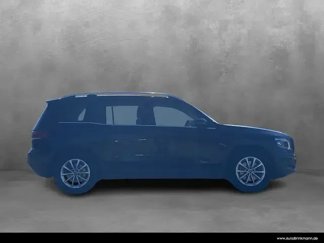 Mercedes-Benz GLB 220