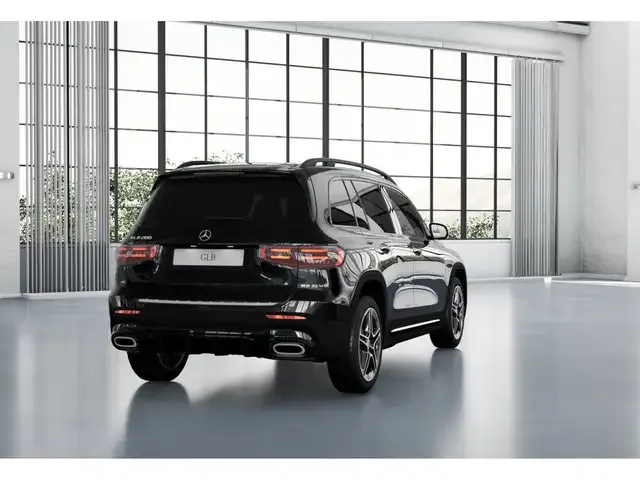 Mercedes-Benz GLB 200