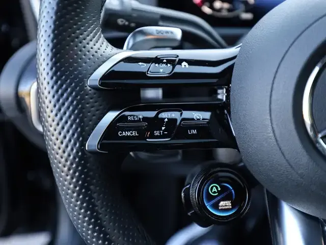 Mercedes-Benz CLA 35 AMG