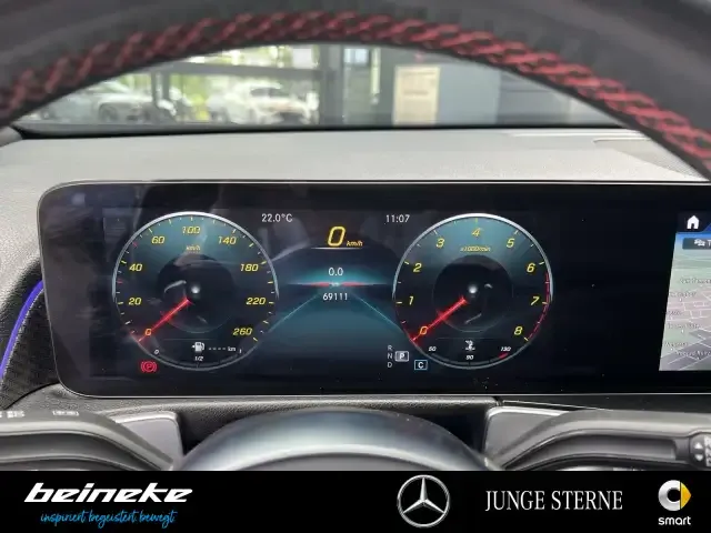 Mercedes-Benz GLB 200