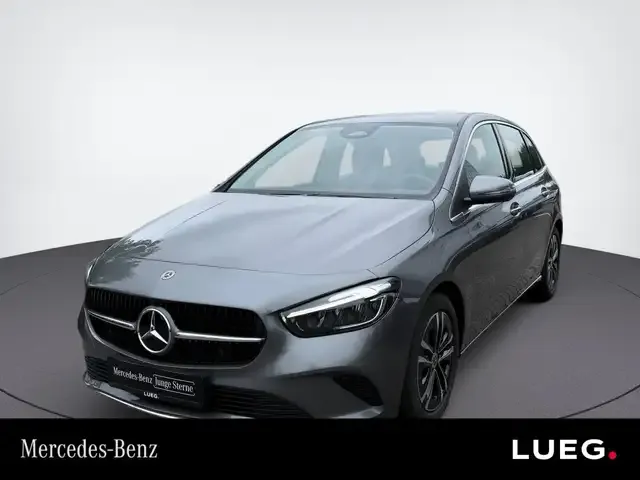 Mercedes-Benz B 220