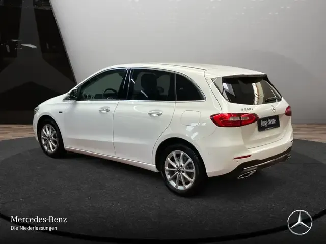 Mercedes-Benz B 250