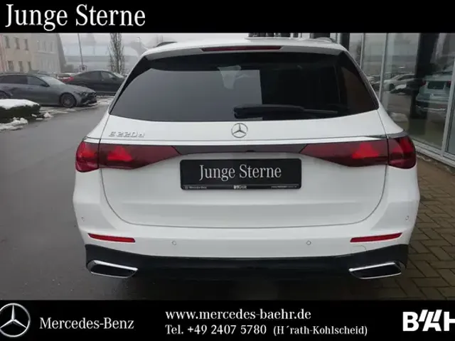 Mercedes-Benz E 220