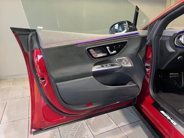 Mercedes-Benz EQE 53