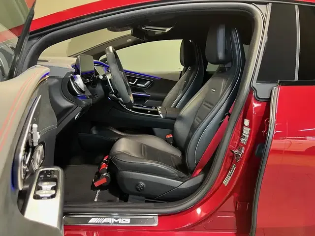 Mercedes-Benz EQE 53