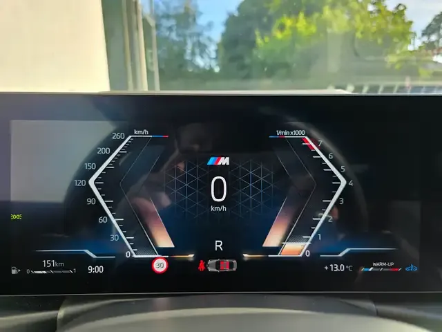 BMW 240