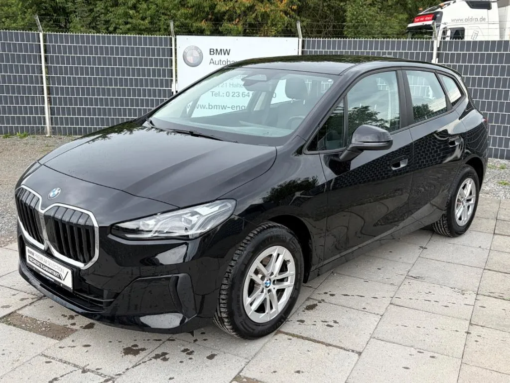BMW 216