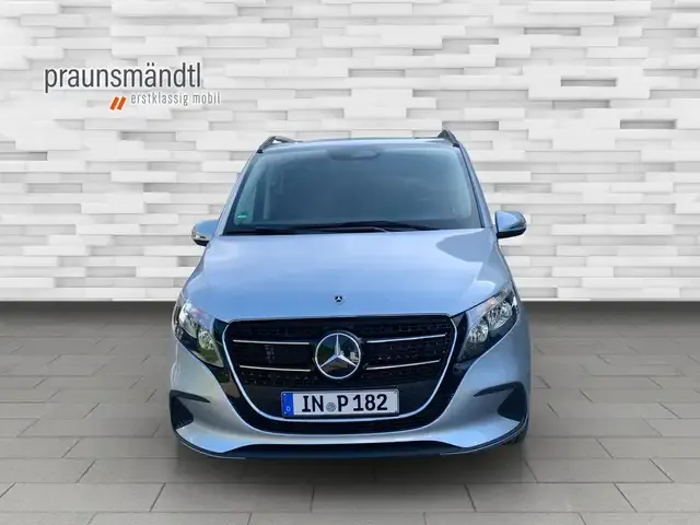 Mercedes-Benz 250