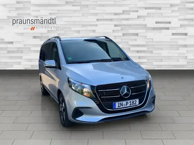 Mercedes-Benz 250