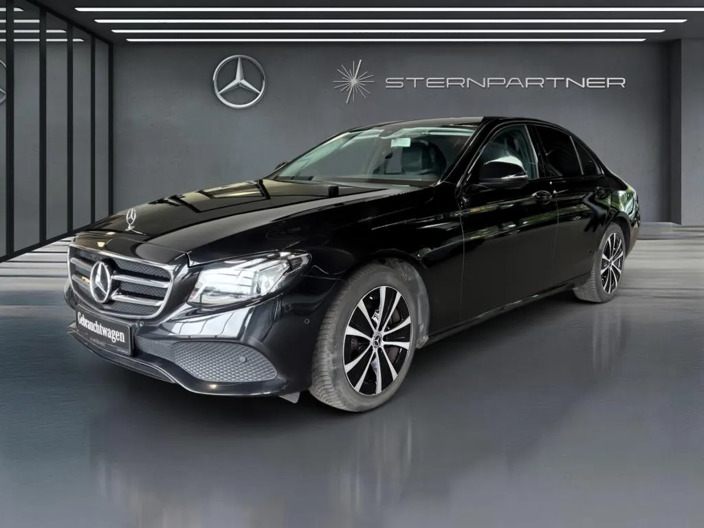 Mercedes-Benz E 220