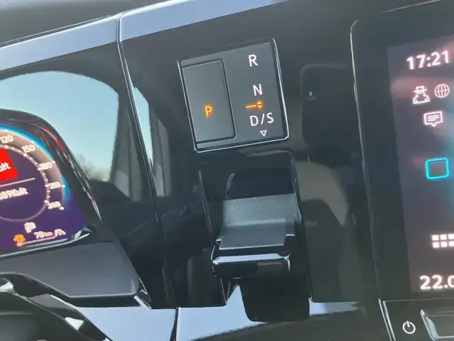 Volkswagen T7 California